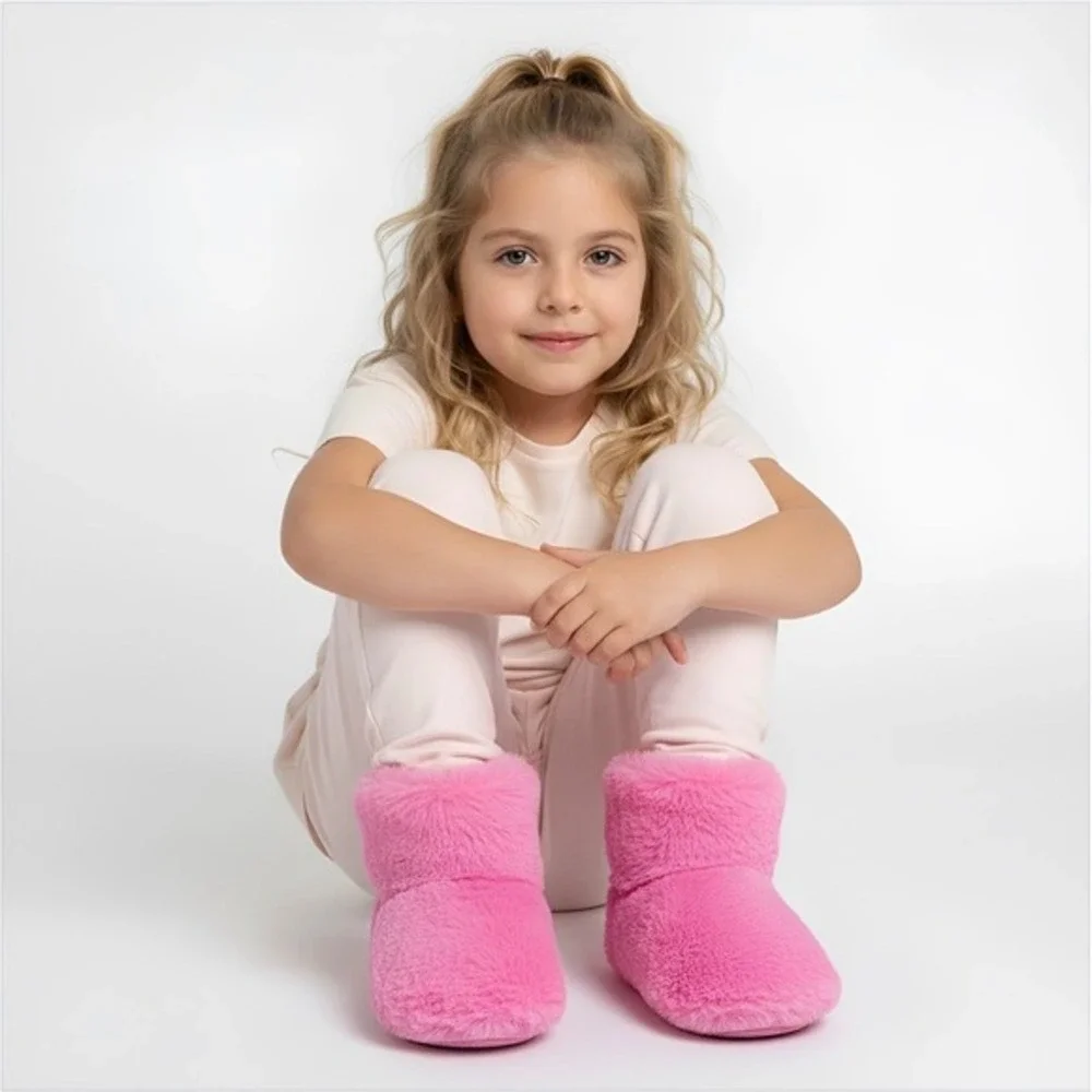 Kids‎ Cozy Pink Fuzzy Boot Slippers Size L 9-10